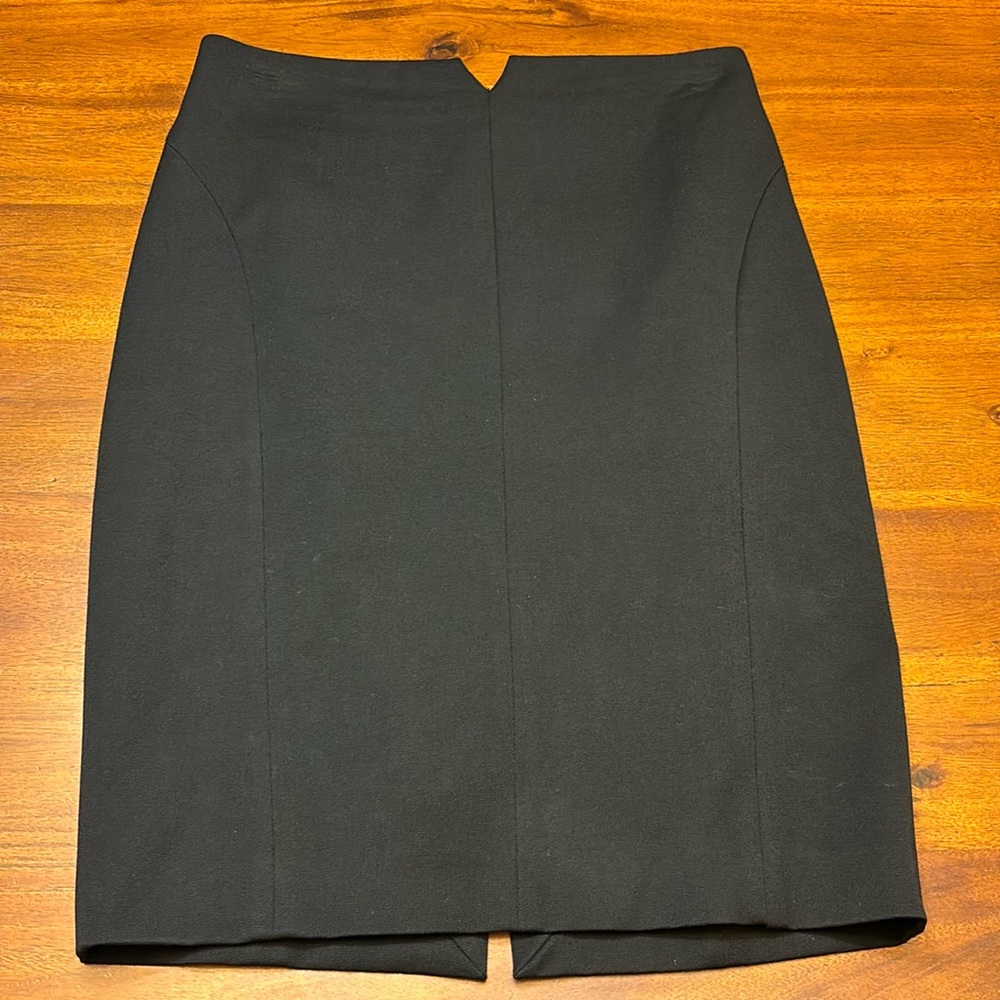 Express black size 4 lined pencil skirt. See pictures for measurements